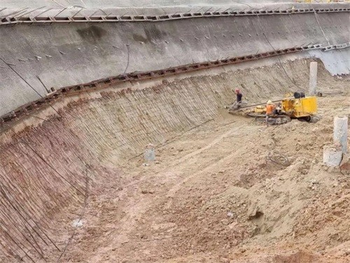 黄骅基坑边坡加固